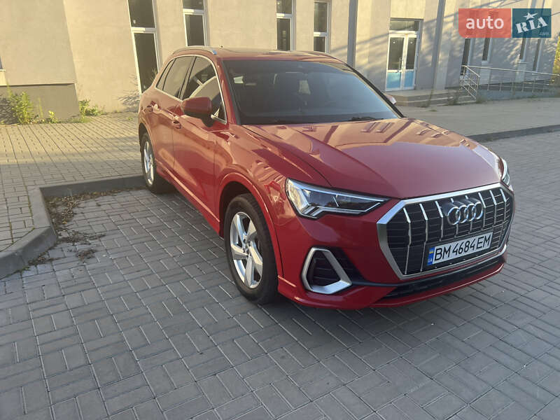 Внедорожник / Кроссовер Audi Q3 2019 в Сумах