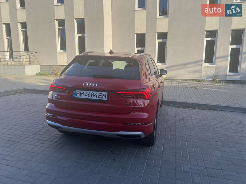 Внедорожник / Кроссовер Audi Q3 2019 в Сумах