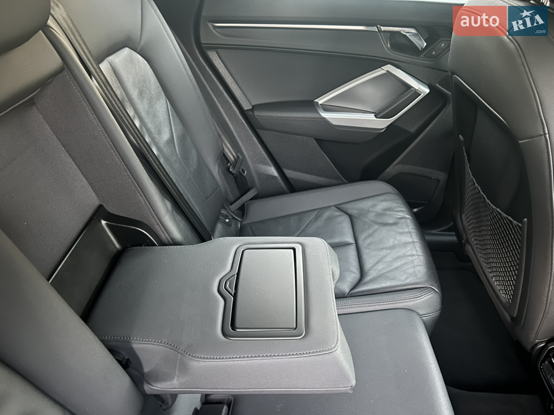 2019 Audi Q3 - мініатюра 13