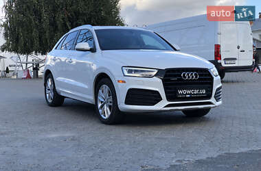Внедорожник / Кроссовер Audi Q3 2017 в Черновцах