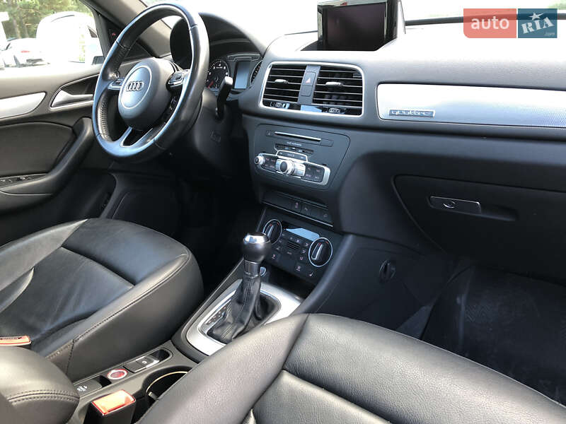 Позашляховик / Кросовер Audi Q3 2017 в Чернівцях