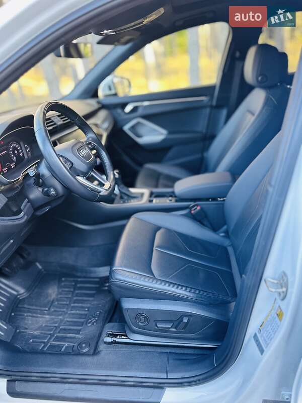 Внедорожник / Кроссовер Audi Q3 2019 в Лубнах