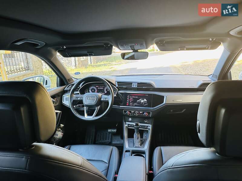 Внедорожник / Кроссовер Audi Q3 2019 в Лубнах