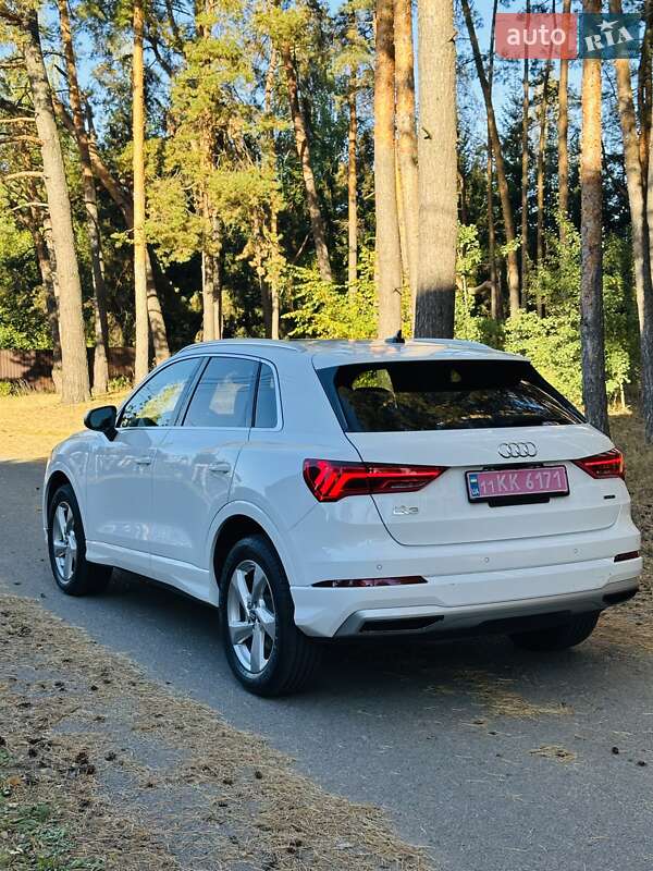 Внедорожник / Кроссовер Audi Q3 2019 в Лубнах