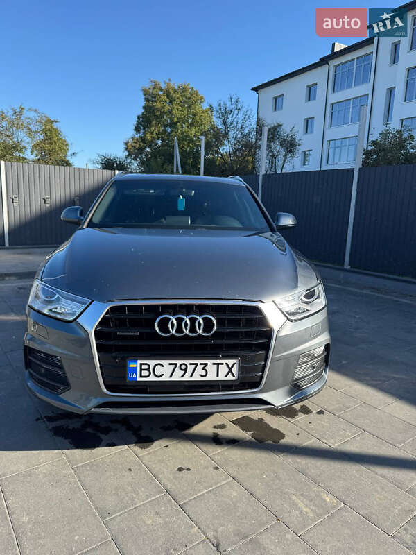 Внедорожник / Кроссовер Audi Q3 2015 в Самборе