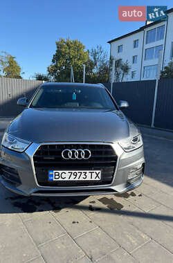 Внедорожник / Кроссовер Audi Q3 2015 в 