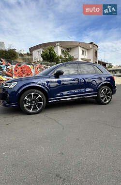 Внедорожник / Кроссовер Audi Q3 2024 в 
