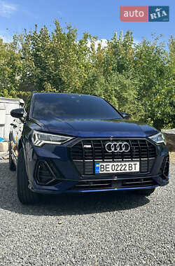 Внедорожник / Кроссовер Audi Q3 2024 в 
