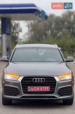 Внедорожник / Кроссовер Audi Q3 2015 в 