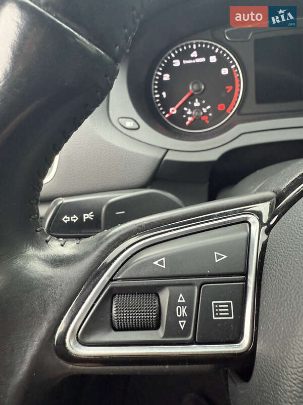 Внедорожник / Кроссовер Audi Q3 2015 в Самборе фото 41 Внедорожник / Кроссовер Audi Q3 2015 в Самборе
