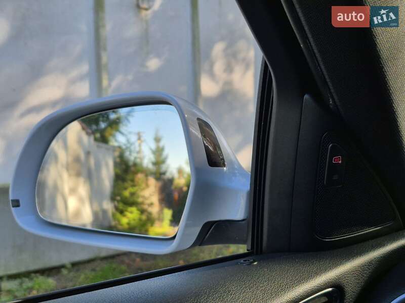 Позашляховик / Кросовер Audi Q3 2016 в Львові