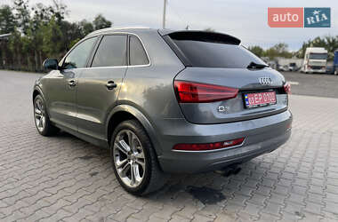 Позашляховик / Кросовер Audi Q3 2016 в 