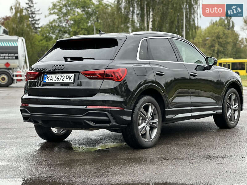 Позашляховик / Кросовер Audi Q3 2023 в Києві