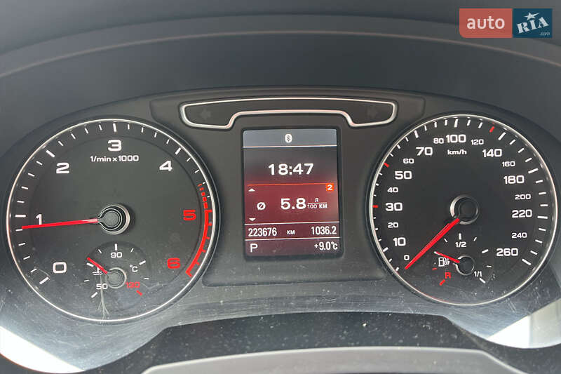 Внедорожник / Кроссовер Audi Q3 2012 в Коломые фото 12 Внедорожник / Кроссовер Audi Q3 2012 в Коломые