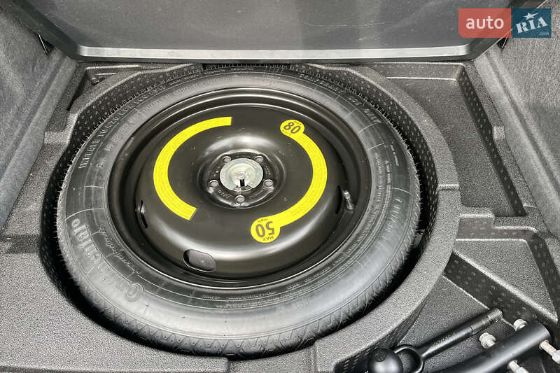 Внедорожник / Кроссовер Audi Q3 2012 в Коломые фото 22 Внедорожник / Кроссовер Audi Q3 2012 в Коломые