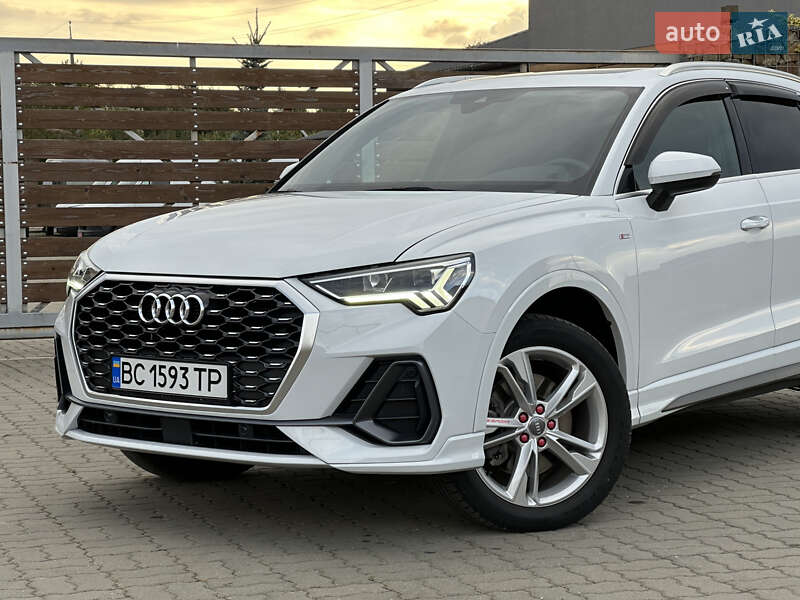 Позашляховик / Кросовер Audi Q3 2020 в Стрию
