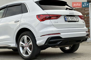 Внедорожник / Кроссовер Audi Q3 2020 в 