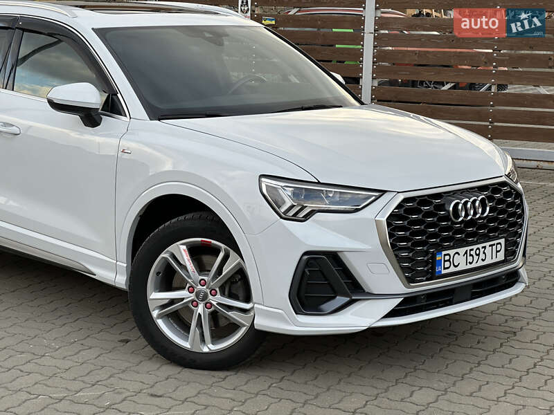 Позашляховик / Кросовер Audi Q3 2020 в Стрию