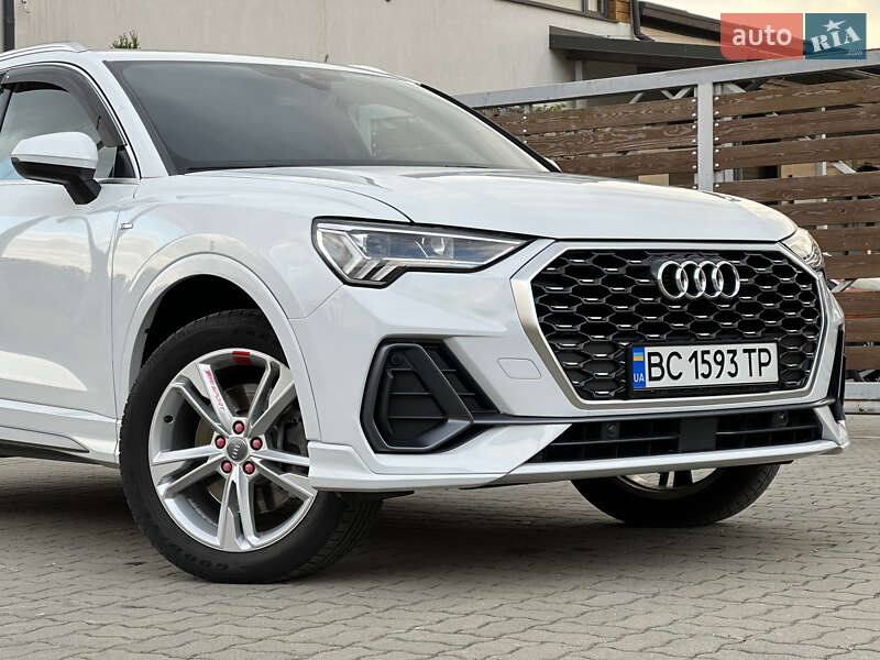 Позашляховик / Кросовер Audi Q3 2020 в Стрию