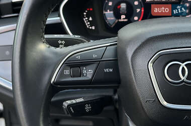 Внедорожник / Кроссовер Audi Q3 2020 в 