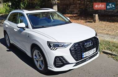 Внедорожник / Кроссовер Audi Q3 2022 в Одессе