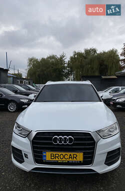 Позашляховик / Кросовер Audi Q3 2017 в 