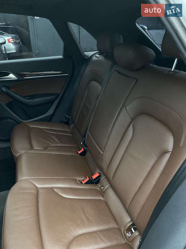 Внедорожник / Кроссовер Audi Q3 2017 в Луцке