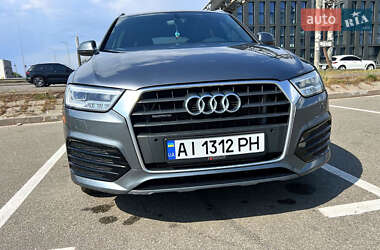 Внедорожник / Кроссовер Audi Q3 2015 в 