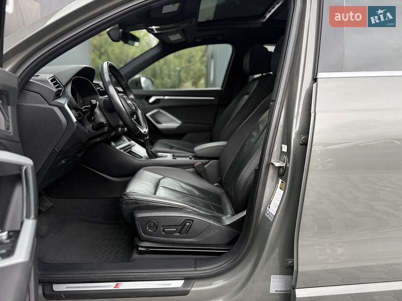 Позашляховик / Кросовер Audi Q3 2020 в Львові