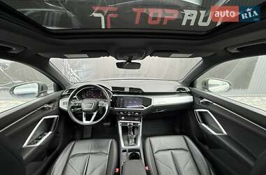 Внедорожник / Кроссовер Audi Q3 2020 в 