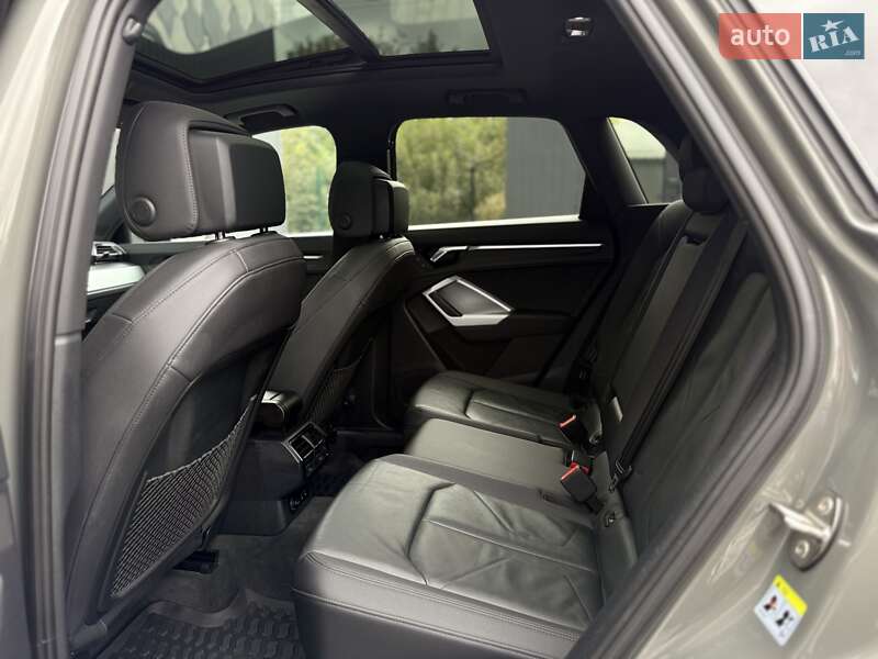 Позашляховик / Кросовер Audi Q3 2020 в Львові