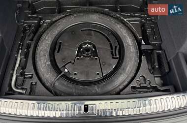 Внедорожник / Кроссовер Audi Q3 2020 в 