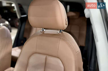 Внедорожник / Кроссовер Audi Q3 2022 в 