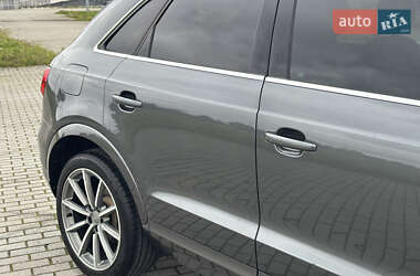 Внедорожник / Кроссовер Audi Q3 2017 в 