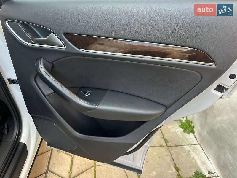 Внедорожник / Кроссовер Audi Q3 2016 в Дубно фото 11 Внедорожник / Кроссовер Audi Q3 2016 в Дубно
