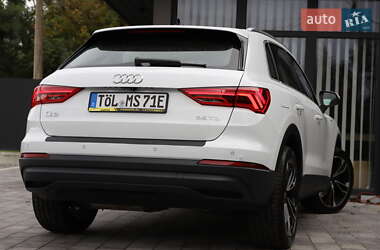 Позашляховик / Кросовер Audi Q3 2020 в 