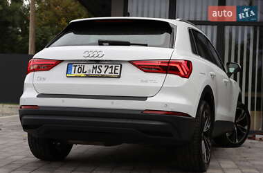Позашляховик / Кросовер Audi Q3 2020 в 