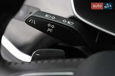 Позашляховик / Кросовер Audi Q3 2020 в 