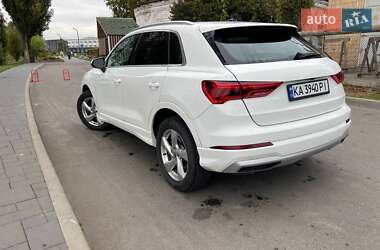Внедорожник / Кроссовер Audi Q3 2020 в 