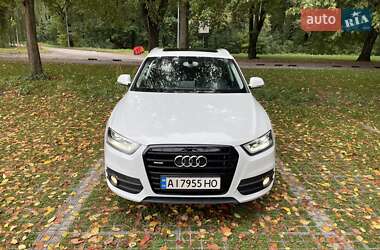 Внедорожник / Кроссовер Audi Q3 2015 в 