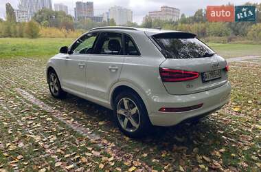 Внедорожник / Кроссовер Audi Q3 2015 в 