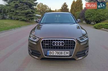 Внедорожник / Кроссовер Audi Q3 2012 в 
