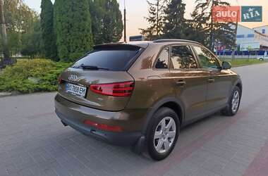 Внедорожник / Кроссовер Audi Q3 2012 в 