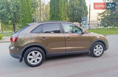 Внедорожник / Кроссовер Audi Q3 2012 в 