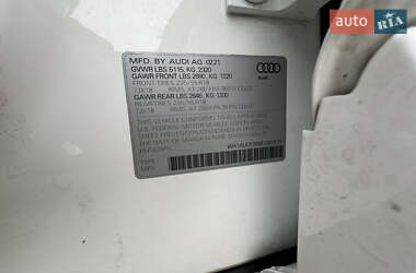 Внедорожник / Кроссовер Audi Q3 2021 в 