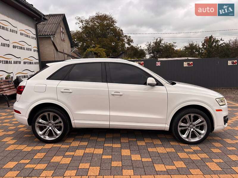Внедорожник / Кроссовер Audi Q3 2015 в Львове