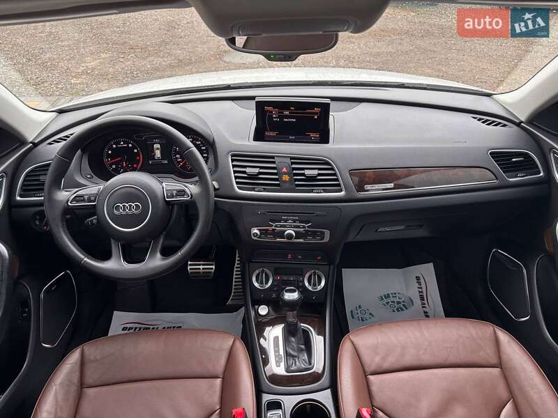 Внедорожник / Кроссовер Audi Q3 2015 в Львове