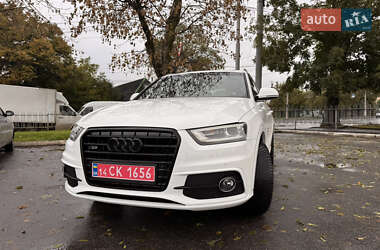 Позашляховик / Кросовер Audi Q3 2015 в 