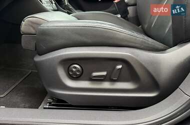 Внедорожник / Кроссовер Audi Q3 2014 в 