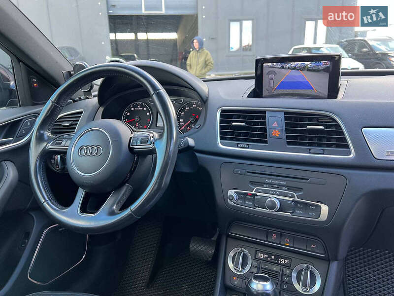 Внедорожник / Кроссовер Audi Q3 2014 в Львове